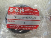 Пыльник вилки Suzuki GV700 Madura 51173-07A00