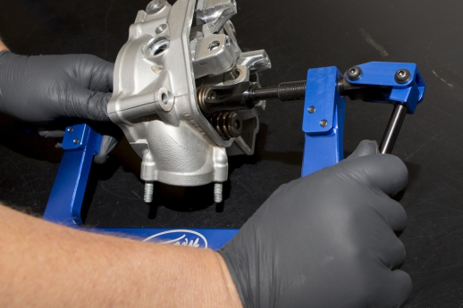 Розсухарувач клапанів 24mm MOTION PRO 08-0641