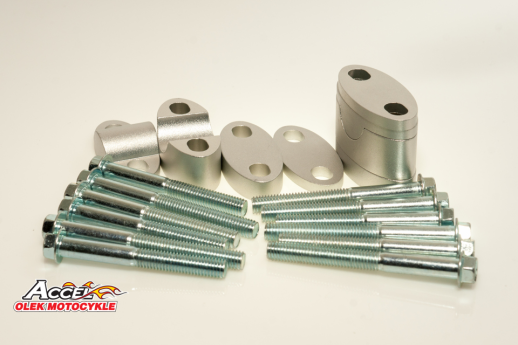 Проставки руля 39MM  (низ-22.2 MM, верх-22.2 MM) цвет серебро ACCEL BMA-02SV