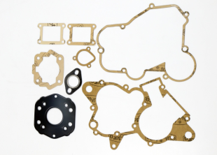 Полный комплект прокладок DERBI GPR 50 '03-'05, SENDA 50 '02-'05 ATHENA P400105850049