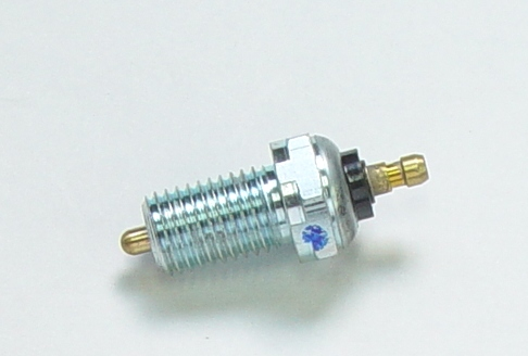 Датчик нейтрали HONDA CB/CBF/CBR/VTX1800/XL1000V/ST/VFR TOURMAX NUS-102