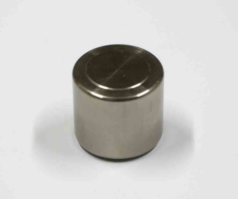 Поршень  тормозного суппорта передний TOURMAX BCP-416B