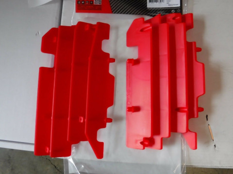 Защита радиатора HONDA CRF450R '09-'12 красный POLISPORT 8456400002