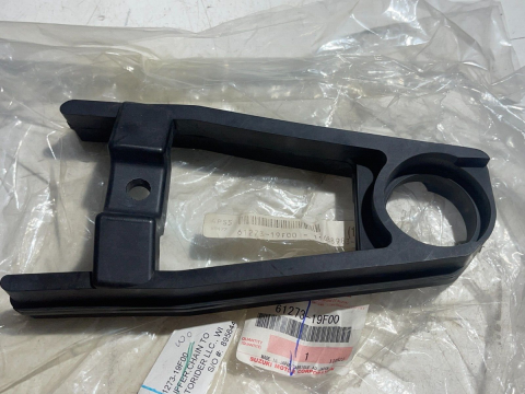 Слайдер цепи Suzuki SV650 61273-19F00