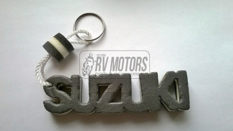 Брелок Suzuki серый / белый
