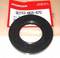 Сальник оси (ступицы) колеса Honda 90753-MG5-670 (34X62.2X7)