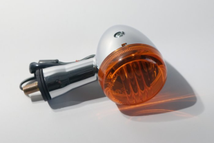 Указатель поворота правый передний SUZUKI C800 '06-'11, VL800 '01-'05, VLR1800 NACHMAN KS077RN