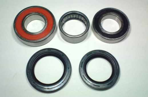 Подшипники оси колеса YAMAHA FZS 1000 FAZER '01-'05,YZF R1 '00-'01, XJR 1300 '05-'16 TOURMAX WBK-384