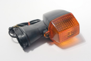 Указатель поворота передний правый / левый KAWASAKI GPZ500S '94-04 ,KLE500 '91-03 ,ZX6/9R '94-97 ,ZXR750 '89-95 ,ZX7R '96-03 ,ZR7S JR ST-1429J