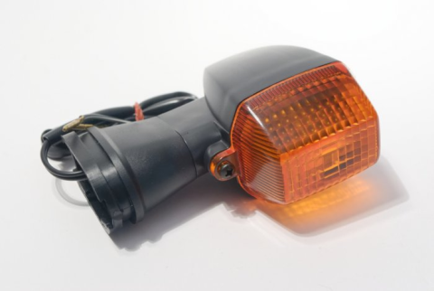 Указатель поворота передний правый / левый KAWASAKI GPZ500S '94-04 ,KLE500 '91-03 ,ZX6/9R '94-97 ,ZXR750 '89-95 ,ZX7R '96-03 ,ZR7S JR ST-1429J