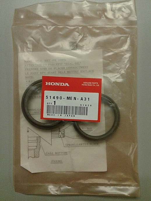 Комплект сальника та пильника вилки HONDA 51490-MEN-A31
