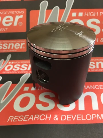 Поршень SUZUKI TS 185 (TS185) '74-'77, TC 185 '71-'81, DS 185 '78-'80 (65,43MM=+1,50MM) WOSSNER 8281D150
