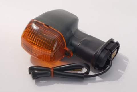 Указатель поворота правый передний YAMAHA FZR 600R 94-95, FZS 600 FAZER 98-01, YZF R6 99-00, YZF 600 THUNDER CAT 96-02, YZF 1000 THUNDER ACE 96-11 JR KY001B