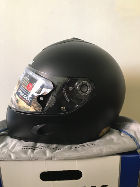 Шлем Shark S800 Mat Black. Размеры М , L