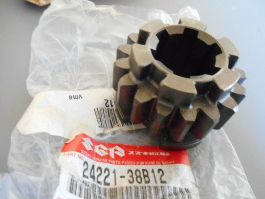 Шестерня КПП Suzuki 24221-38B12