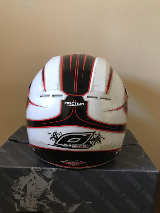 Шолом крос O'Neal 5 Series friction чорний/червоний/білий. Розмір XS.