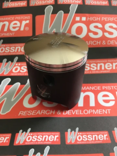 Поршень SUZUKI RM 250 (RM250) '87-'95, RMX 250 '89-'99 (67,94MM=+1,00MM) WOSSNER 8022D100