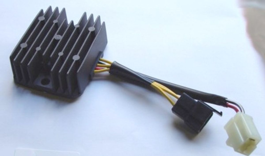 Регулятор напряжения SUZUKI DR 350 SE '90-'99, DR 250SE '90-'95, FL 125 '07-'09 (OEM: 32800-14D11) TOURMAX RGU-305