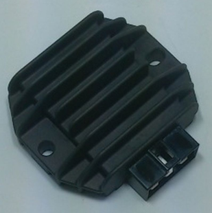 Регулятор напряжения SUZUKI DR 650SE '96-'19, XF 650 FREEWIND '97-'01, DR 800S '91-'97 (OEM: 32800-32E00) TOURMAX RGU-314