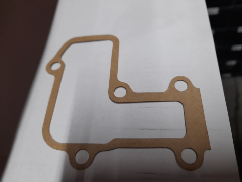 Прокладка клапанной крышки  KTM SX/GS 125 '91-'97   ATHENA S410270015001