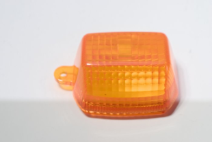 Стекло поворота KAWASAKI ZXR750,GPZ500S,ZX6/9 '95-97 ,ZR7S JR ST-1429-GJ