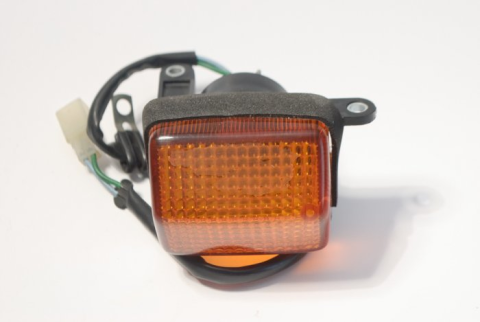 Указатель поворота левый передний HONDA CBR 600F 87-90, XL600V TRANSLAP 87-99, NX650 '87-95 AMEX 15-423