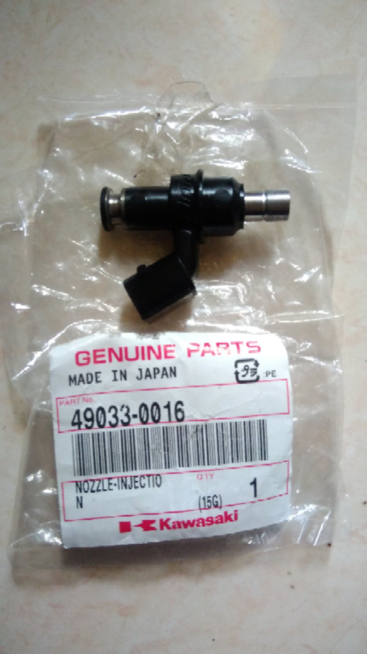 Паливна форсунка Kawasaki 49033-0016