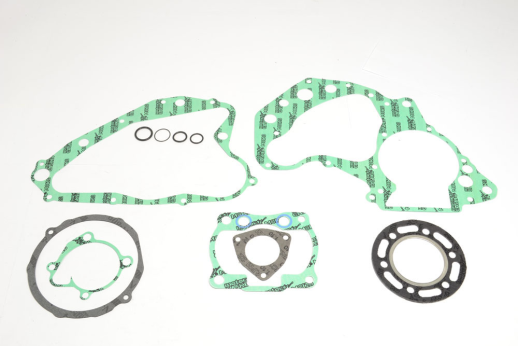 Полный комплект прокладок SUZUKI RM 125 '82-'83  ATHENA P400510850125