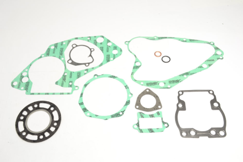 Полный комплект прокладок SUZUKI RM 125 '84-'85  ATHENA P400510850126