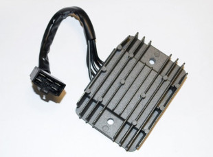 Регулятор напряжения SUZUKI GSXR 600 '97-'05, GSXR 750 '96-'05, GSXR 1000 '01-'04, GSX 1300R HAYABUSA '99-'07, VL 1500 INTRUDER '98-'04 GZ GZRS14 