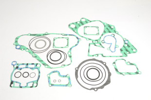 Полный комплект прокладок SUZUKI RM 125 '90-'91 ATHENA P400510850130
