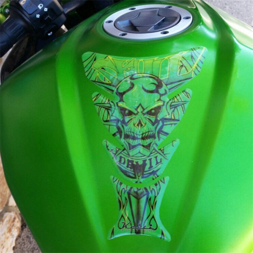 Наклейка на бак Skull