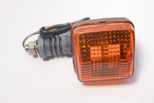 Вказівник повороту правий задній YAMAHA DT 125R&#39;88-99, XT600E/K&#39;90-99, XTZ660&#39;91-96, XTZ750&#39;88-98